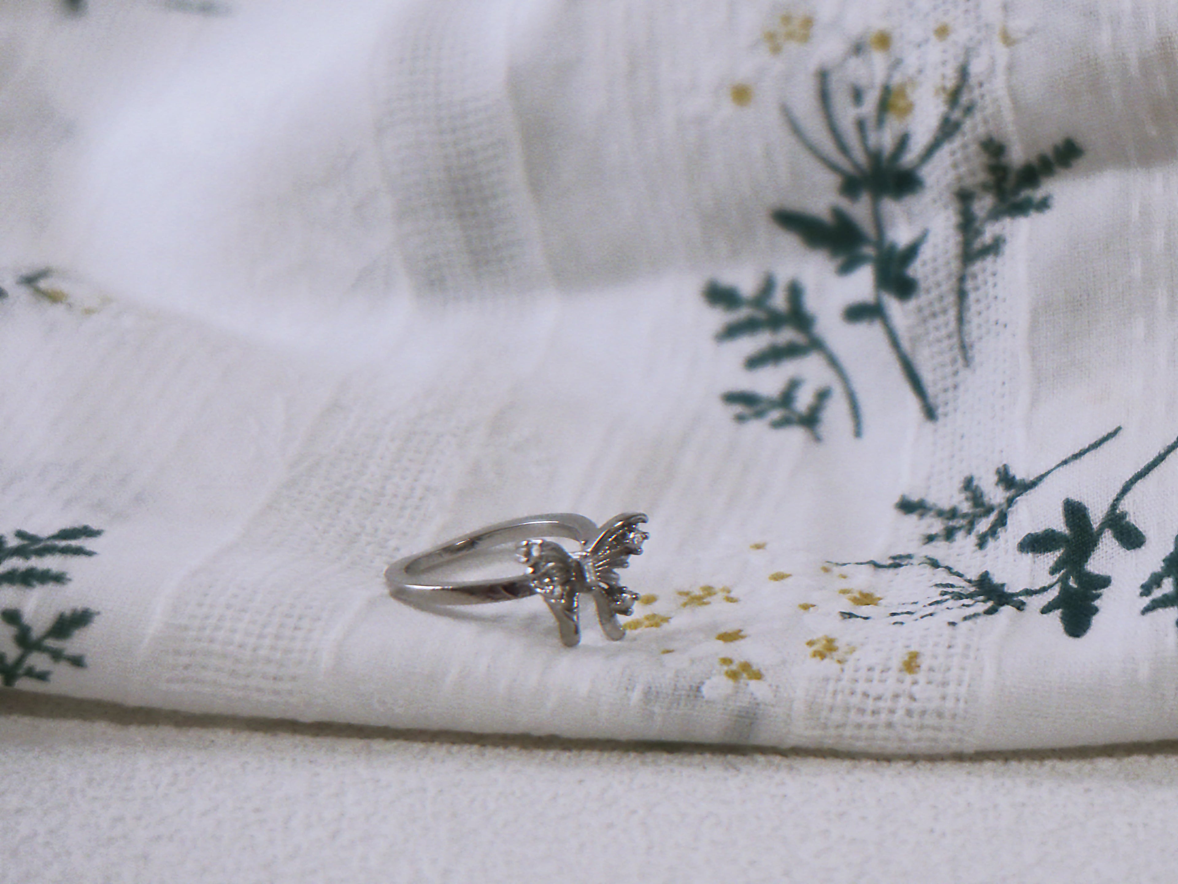 Withered Butterfly – Broken Wing Zirconia Ring