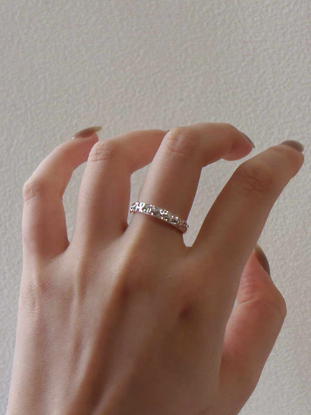 Silence – Hammered Textured Band Ring No.01