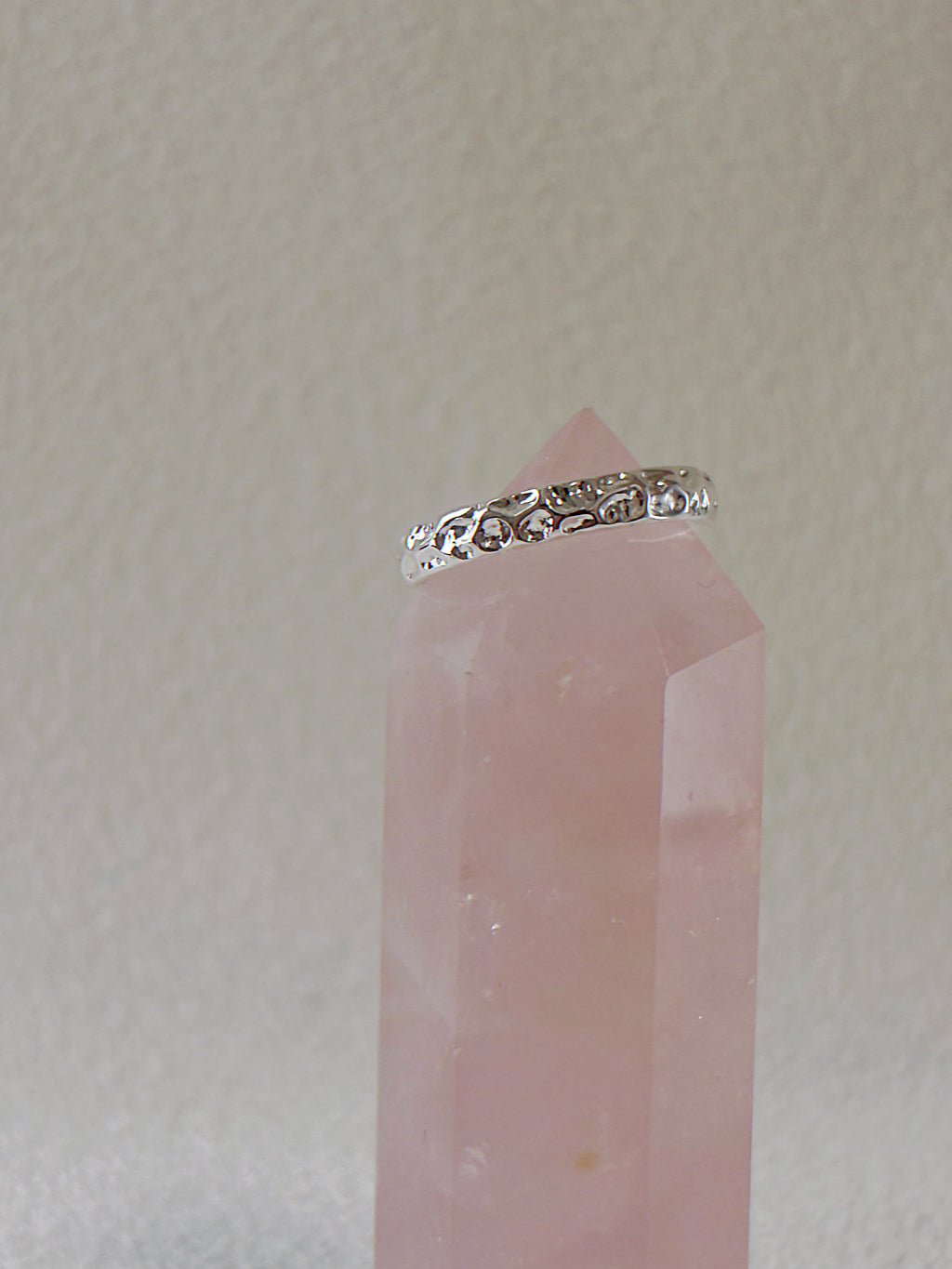 Silence – Hammered Textured Band Ring No.01