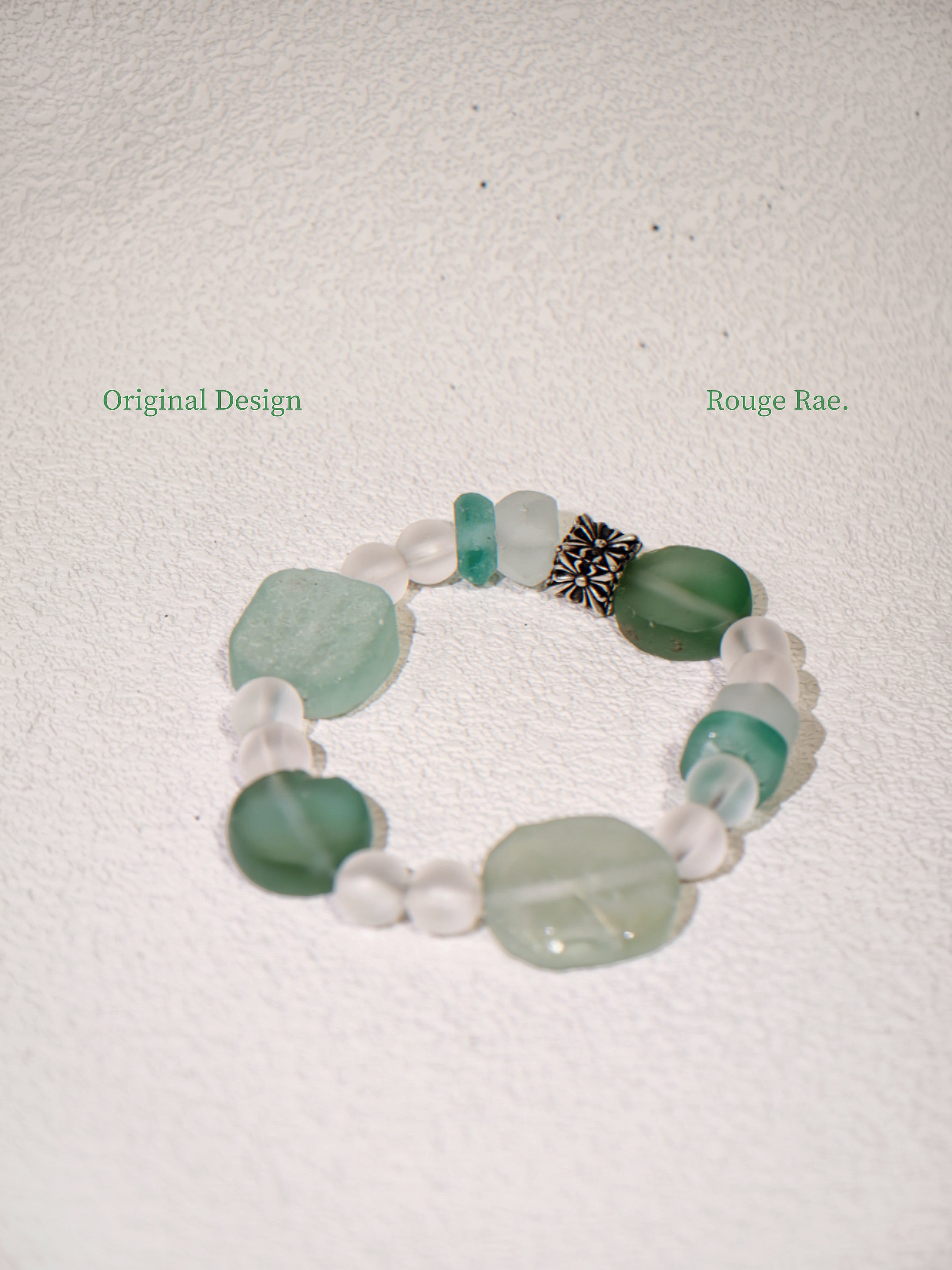 The Aegean Drift – Mint Glass & Miao-carved Cube Bracelet