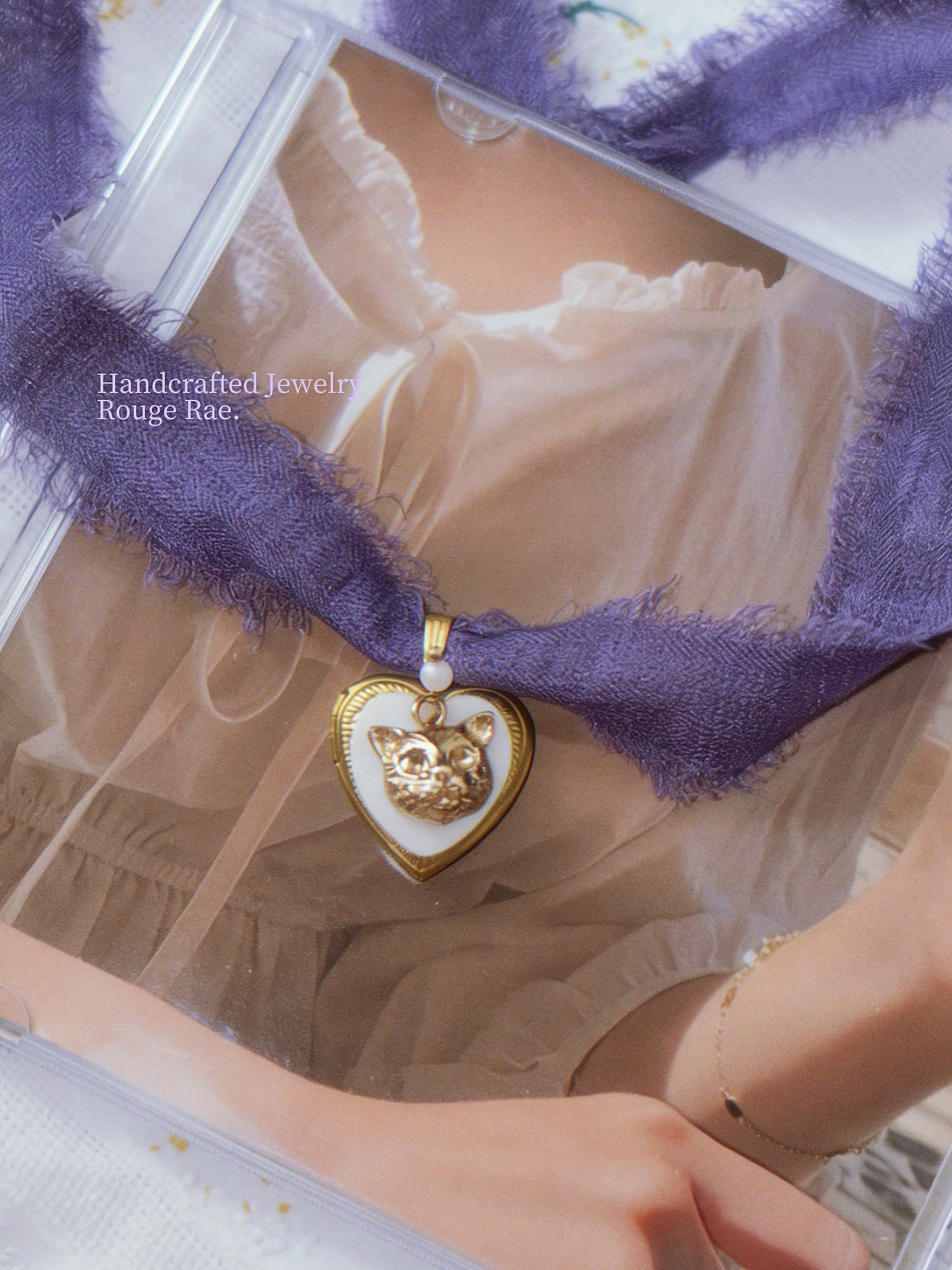 The Witch’s Familiar. Moving Cat Motif Mother-of-Pearl Locket Necklace