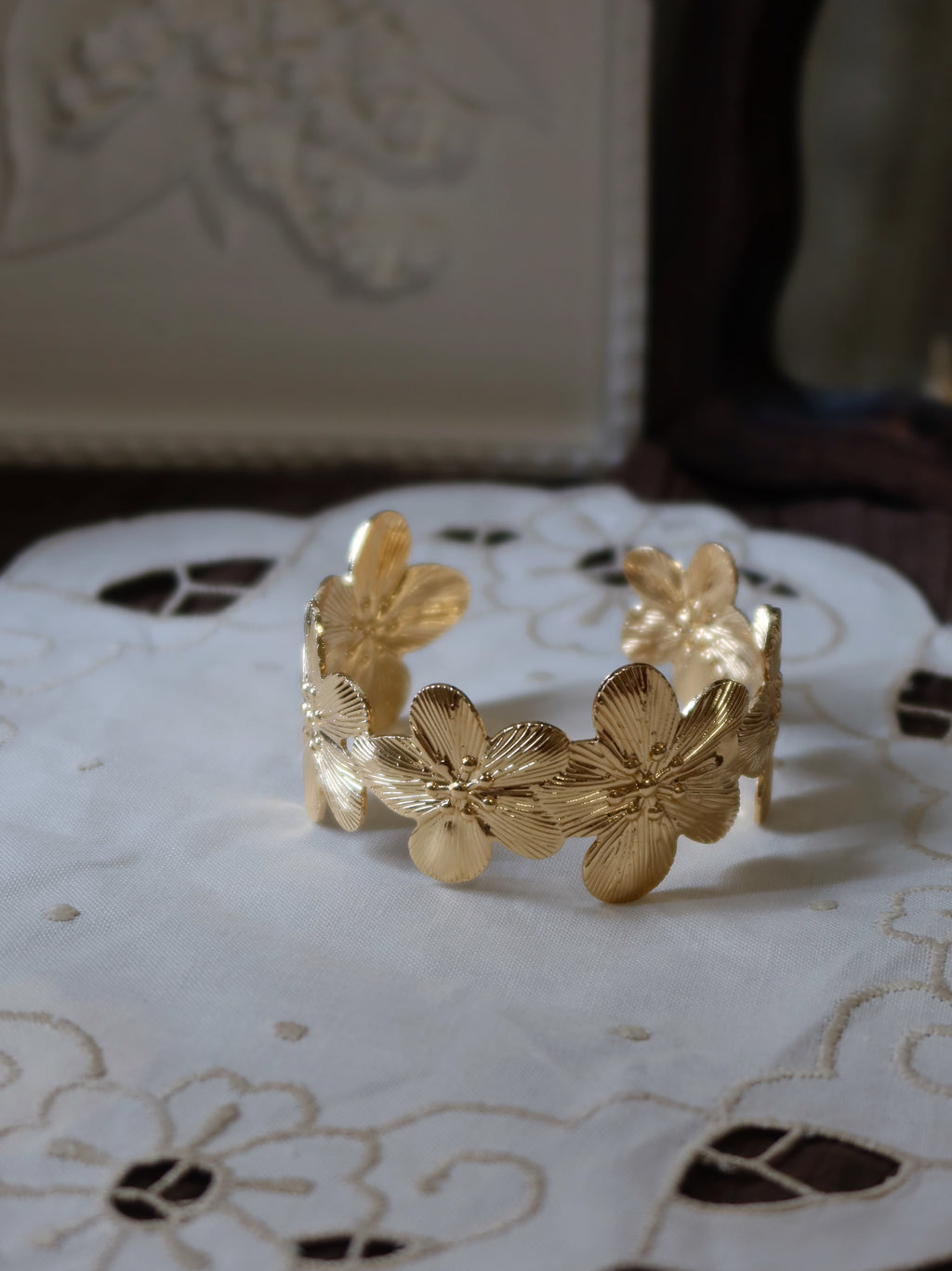The Gilded Flora – Sculptural Relief Cuff