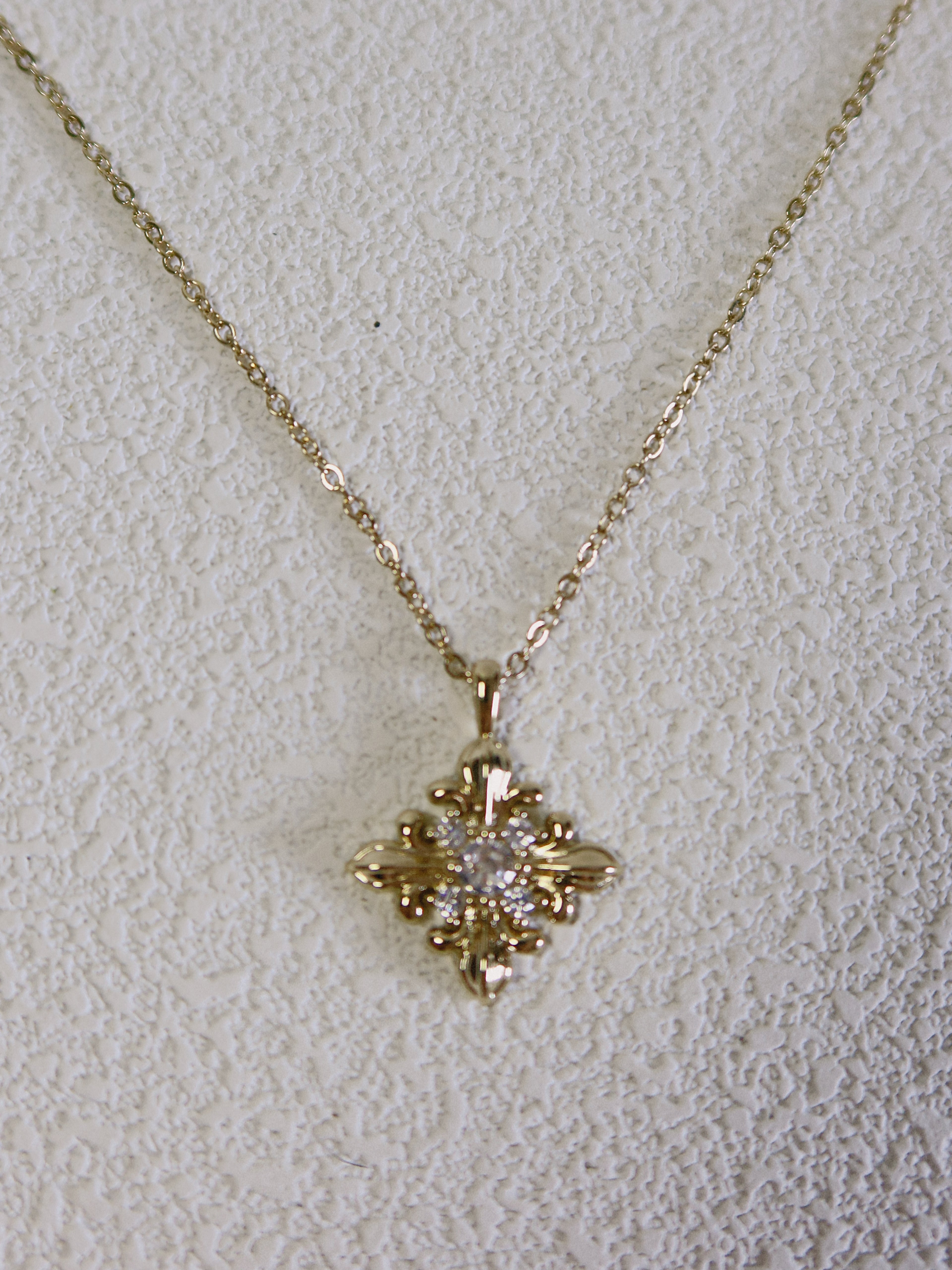 The Golden Iris – Radiant Pendant Necklace in 18K Gold Plated Eco Brass