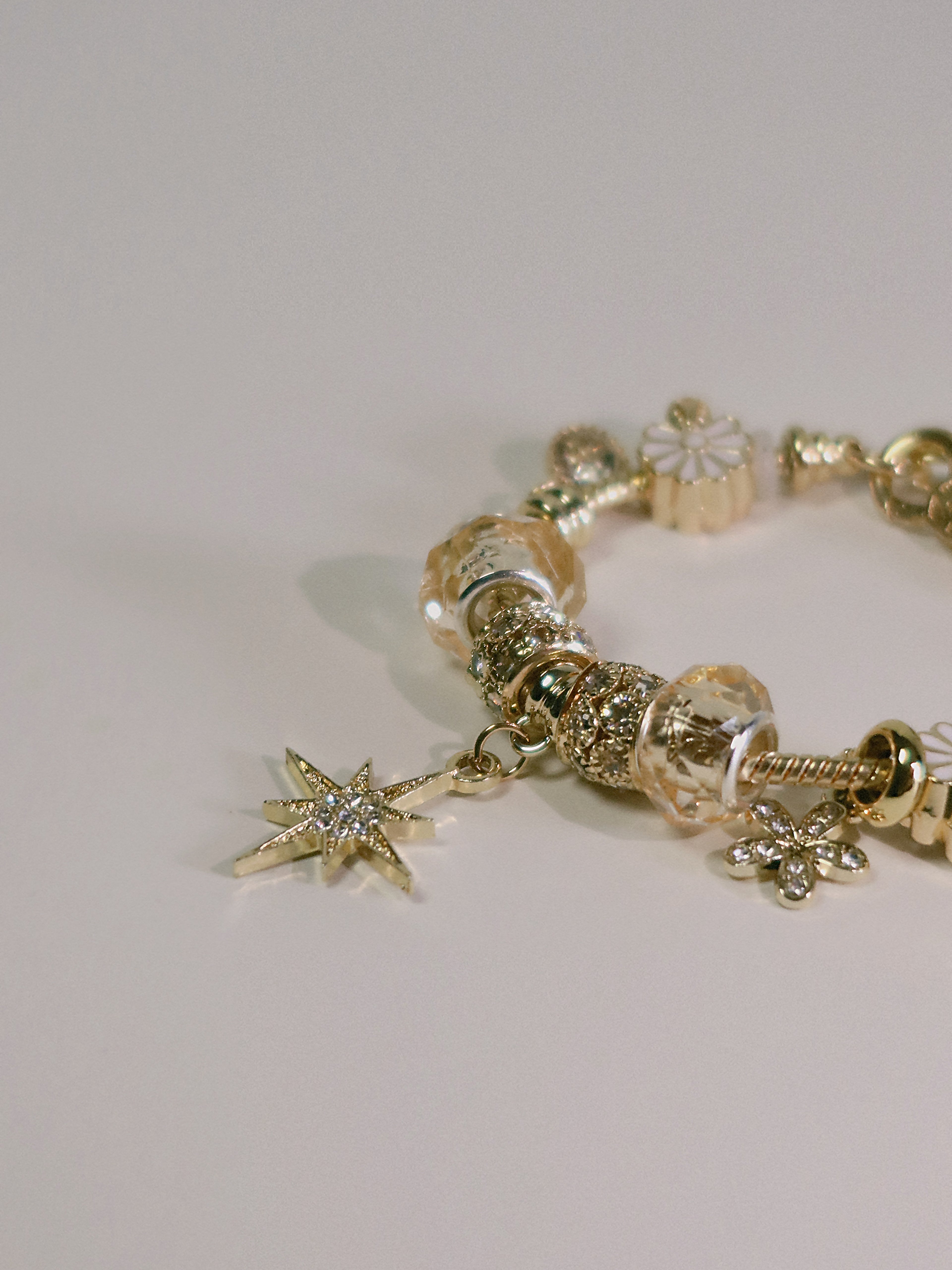 The Eosphorus. Gold Serpent Chain Starburst Bracelet