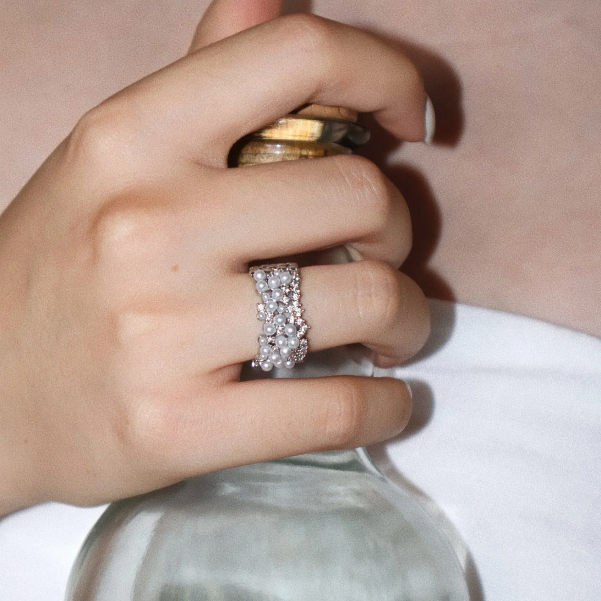 Star Dew Ring – Pearl & Silver Organic Ring