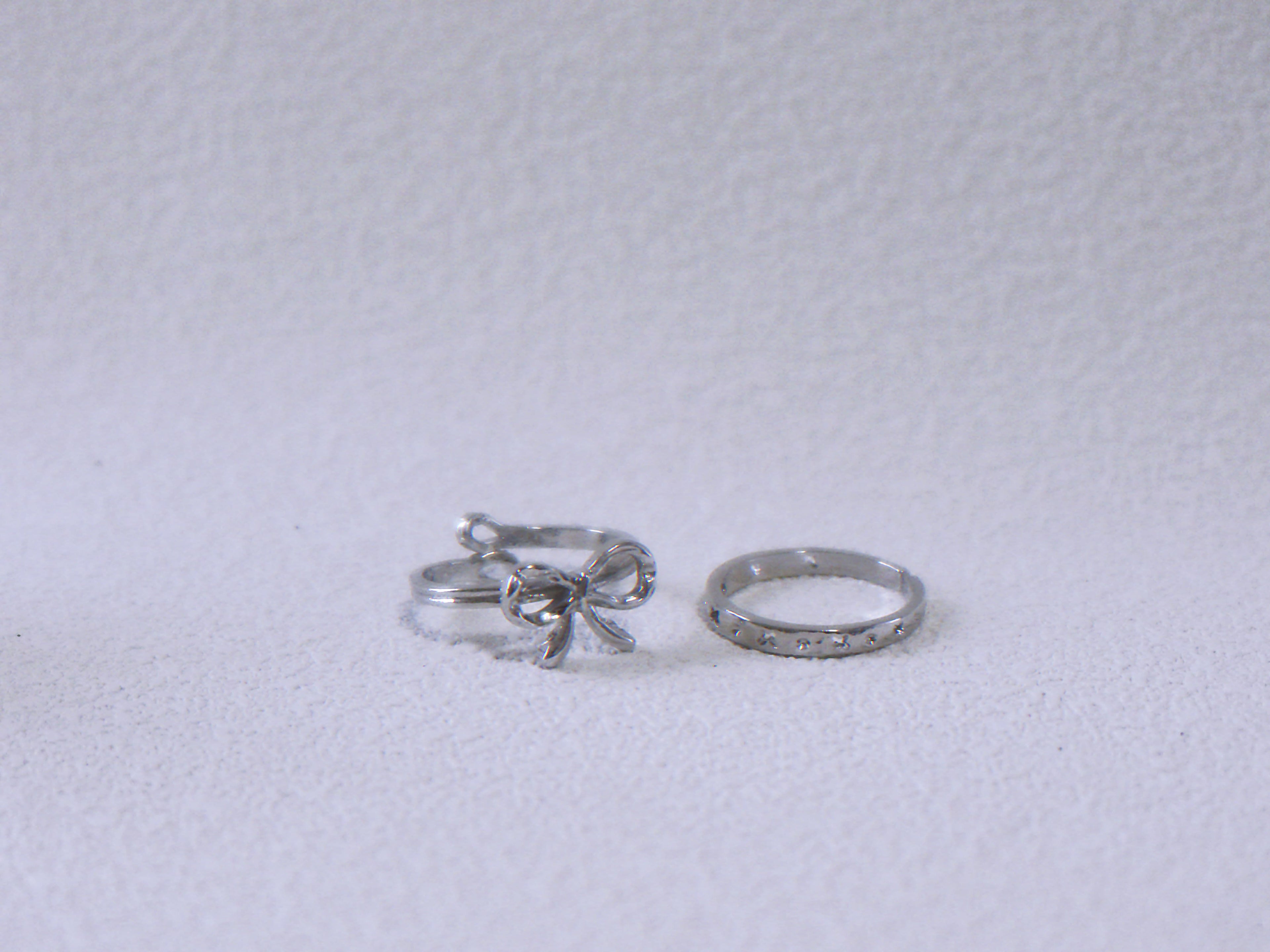 Renew – Bow & Butterfly Band Ring Set